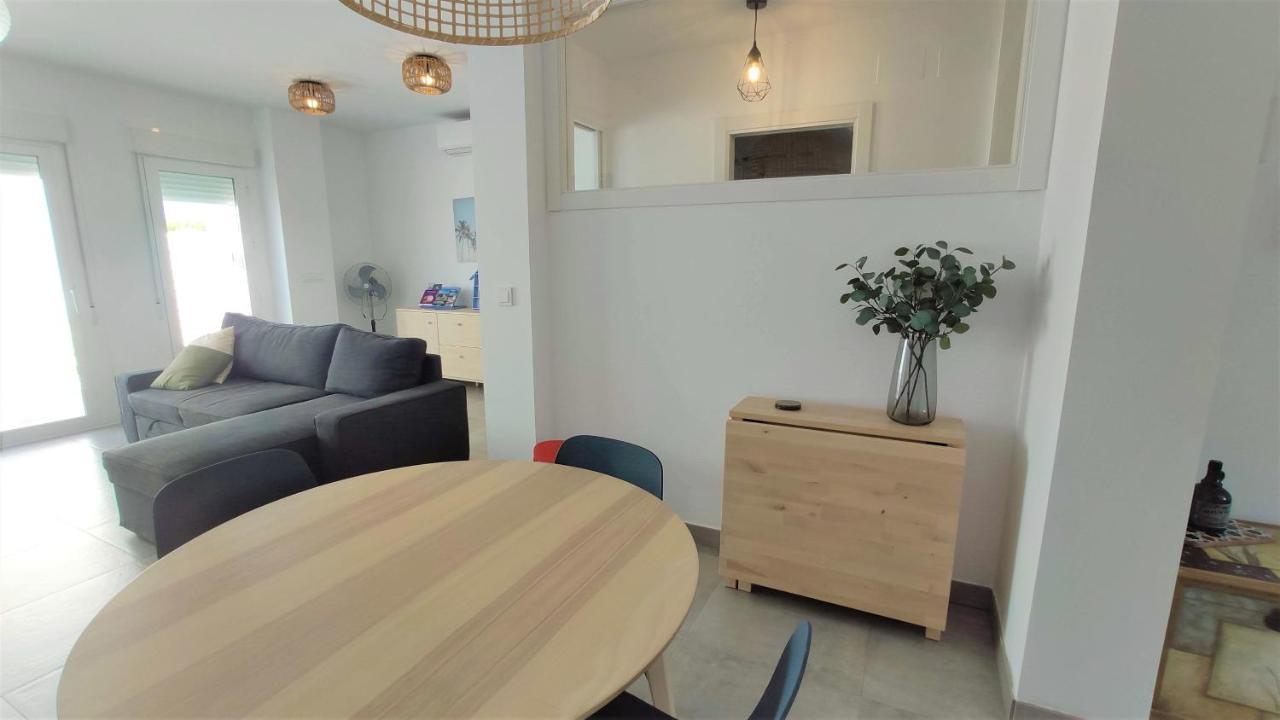 קוניל דה לה פרונטרה La Fontanilla Place מראה חיצוני תמונה
